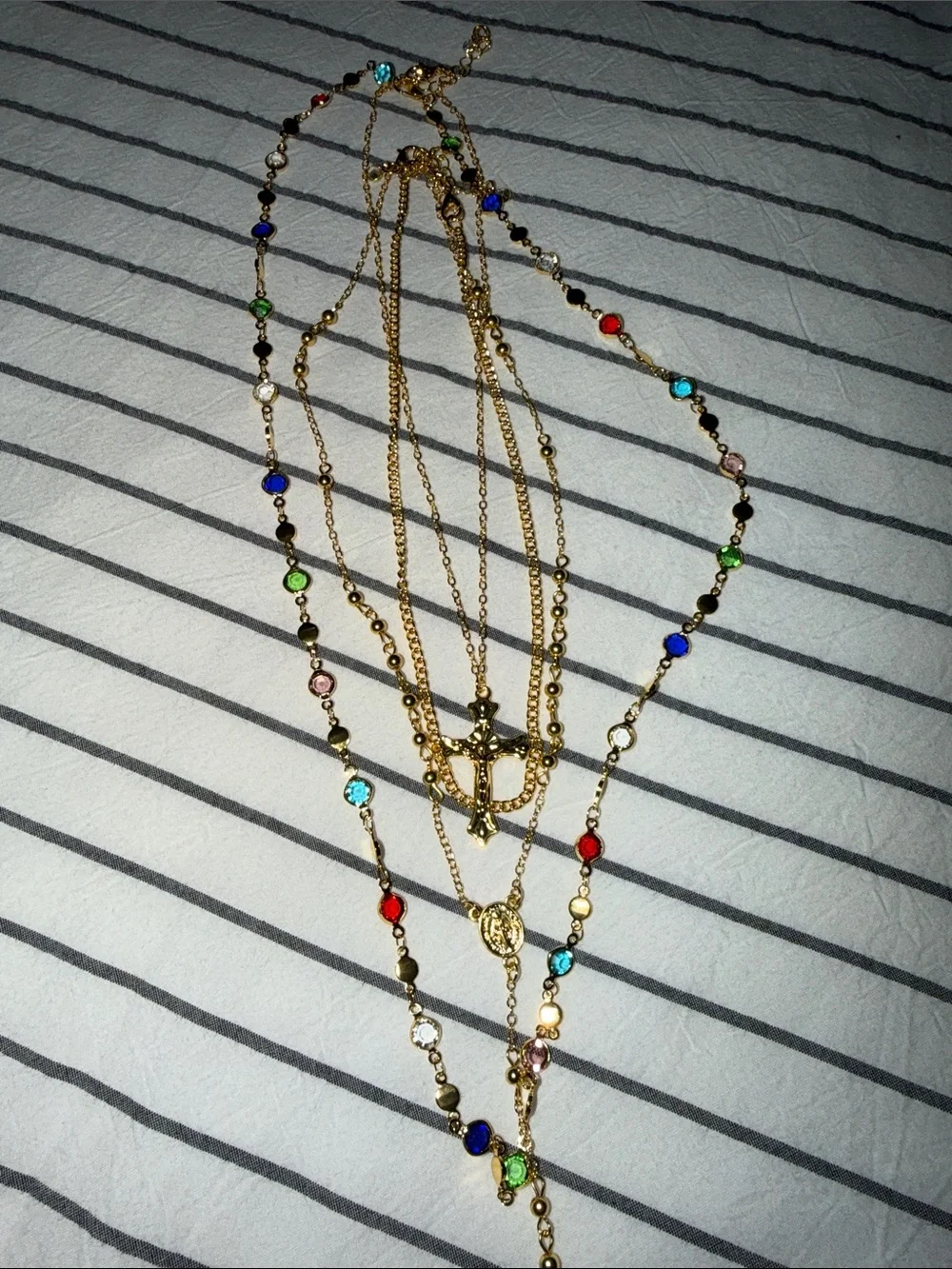 N/A elegant gold